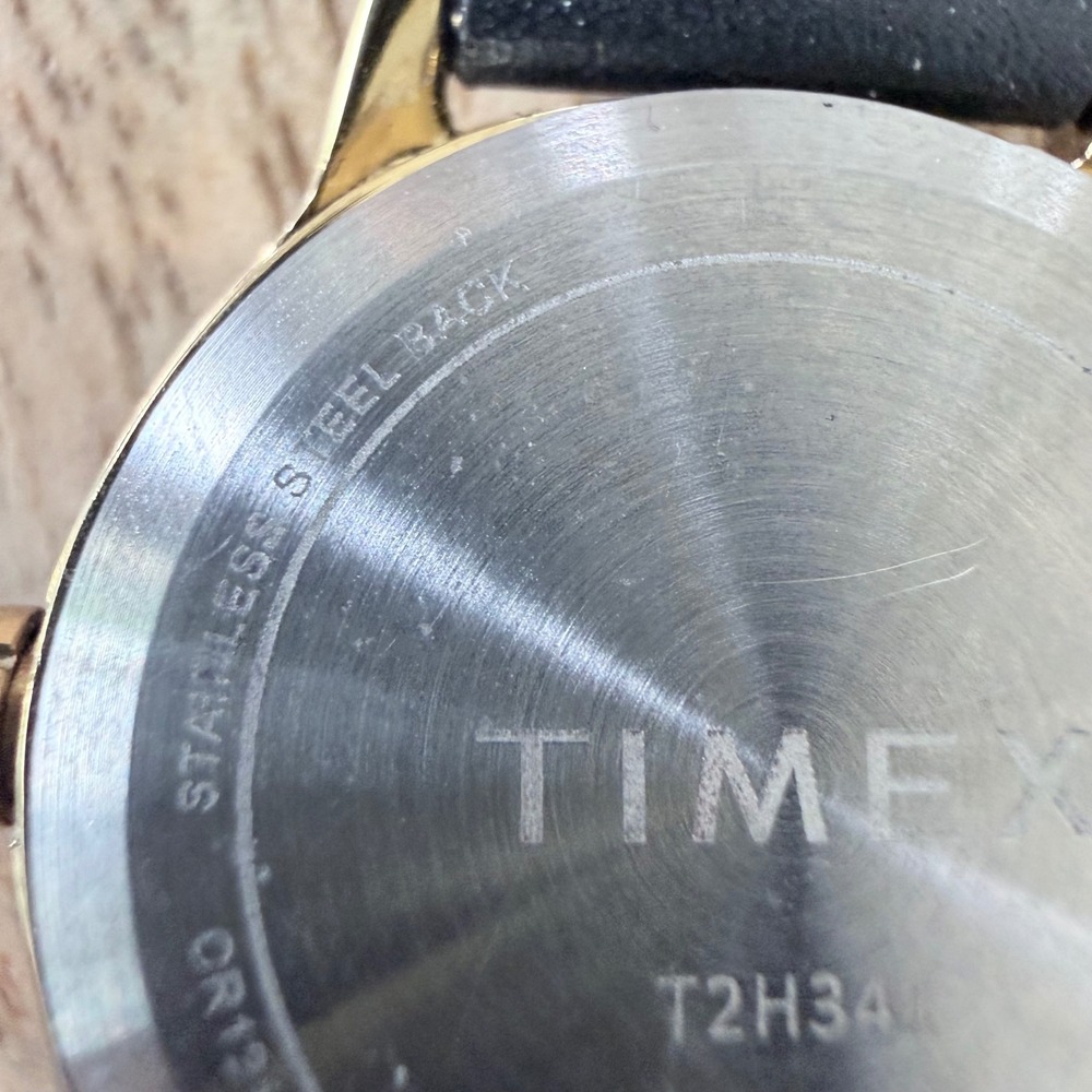 Timex T2H341 Easy Reader Indiglo Gold Tone Black Leather Watch White Dial - Picture 11 of 12